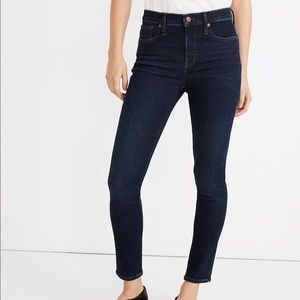 Madewell 9” Mid-Rise Skinny Jeans: Orland Dark Wash